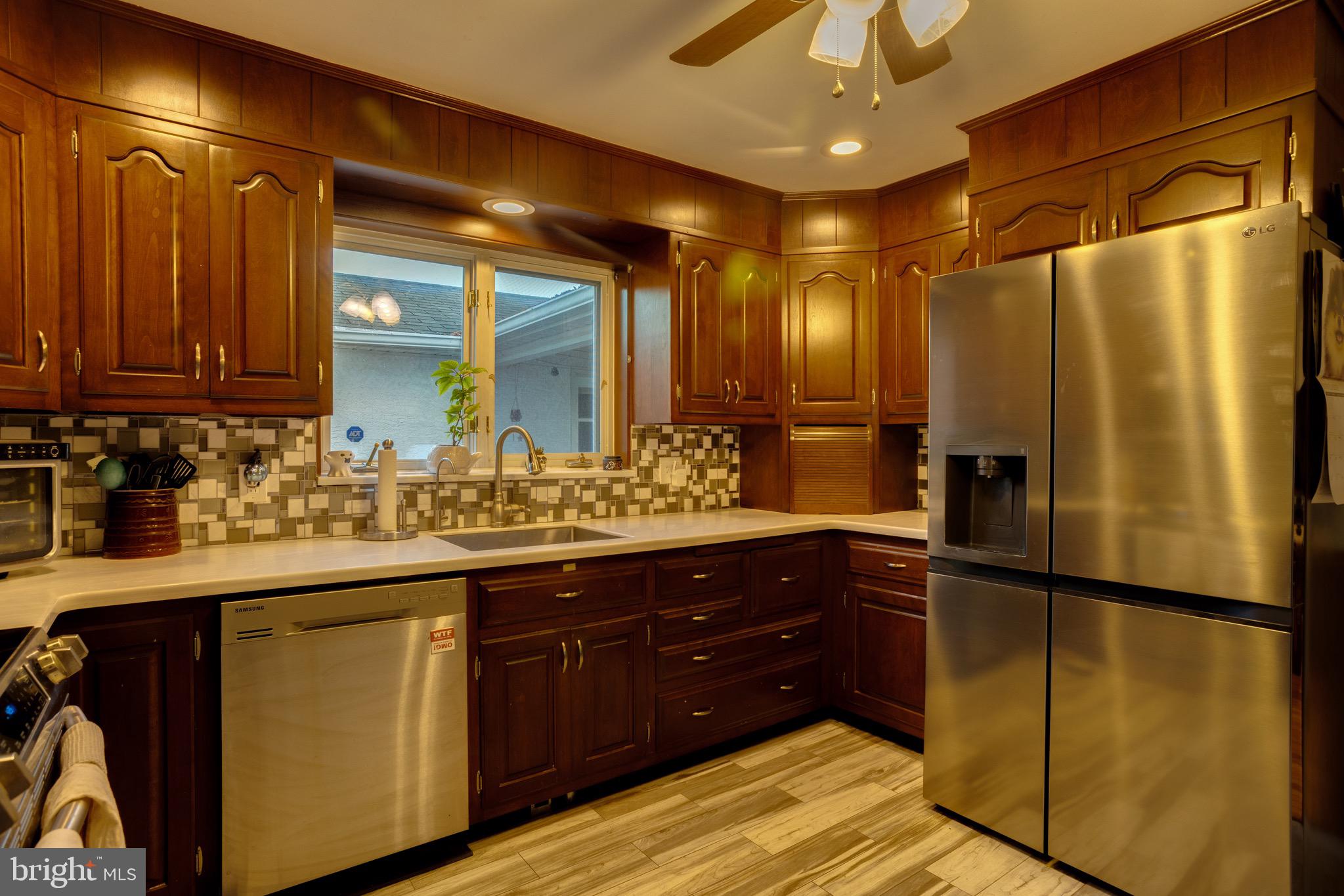 407 East Moyer Road Pottstown, PA 19464 - Photo 5 of 24 Gallery Image 5