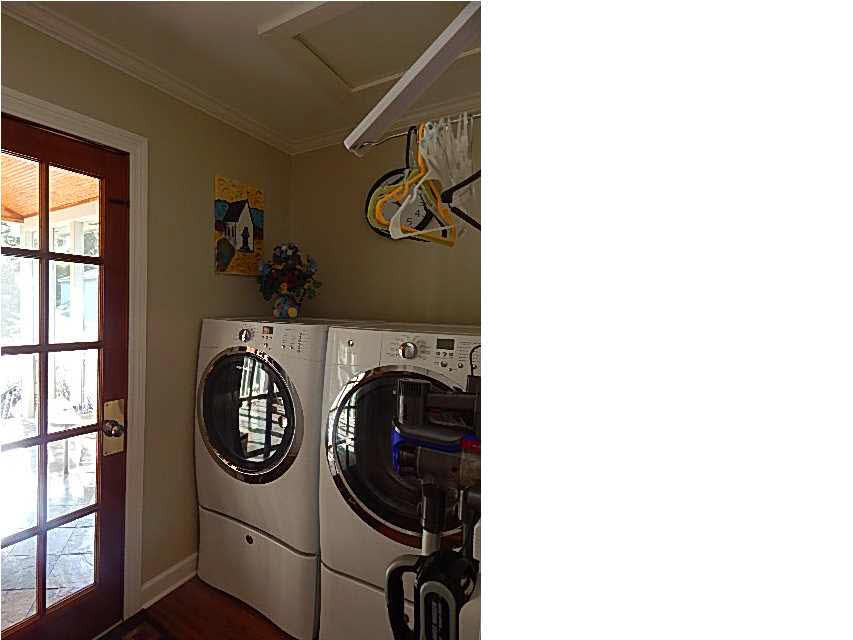 104 Rimrock Drive Clinton, MS 39056 - Photo 13 of 32 Laundry
