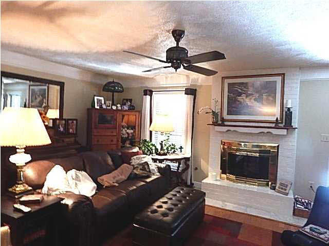 104 Rimrock Drive Clinton, MS 39056 - Photo 8 of 32 family room