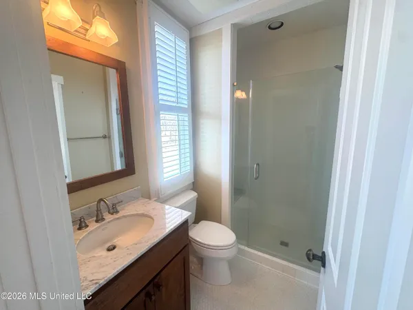 $795,000 | 16 Parker Lndg Drive, Dundee, MS 38626