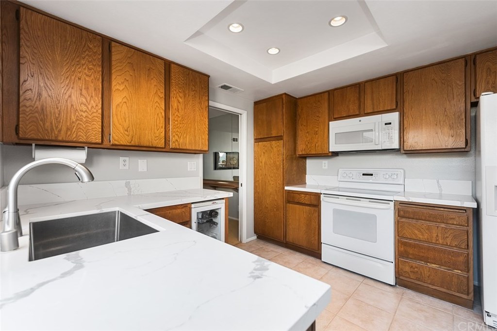 45 Morena Irvine, CA 92612 - Photo 15 of 49