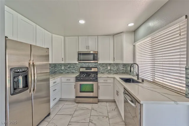 $2,397 | 7216 Archcrest Avenue, Las Vegas, NV 89147