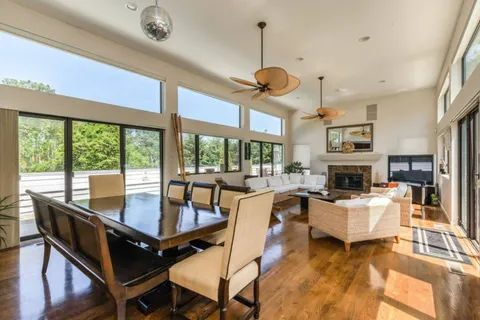 10 Scotch Mist Lane, Southampton, NY 11968