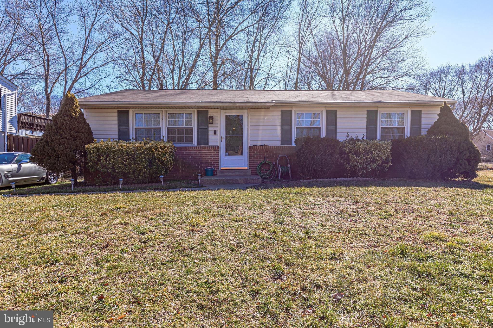 13839 Meadowbrook Road Woodbridge, VA 22193 - Photo 2 of 39