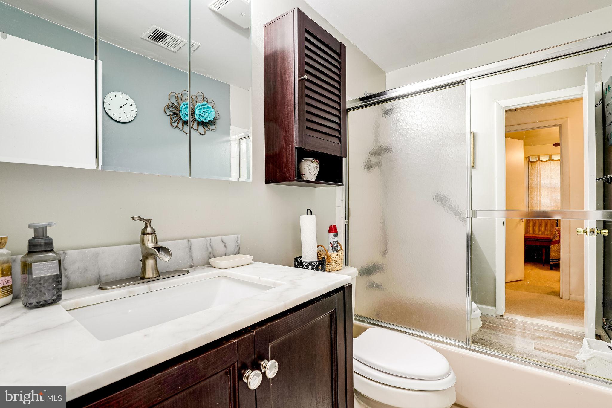 13839 Meadowbrook Road Woodbridge, VA 22193 - Photo 14 of 39