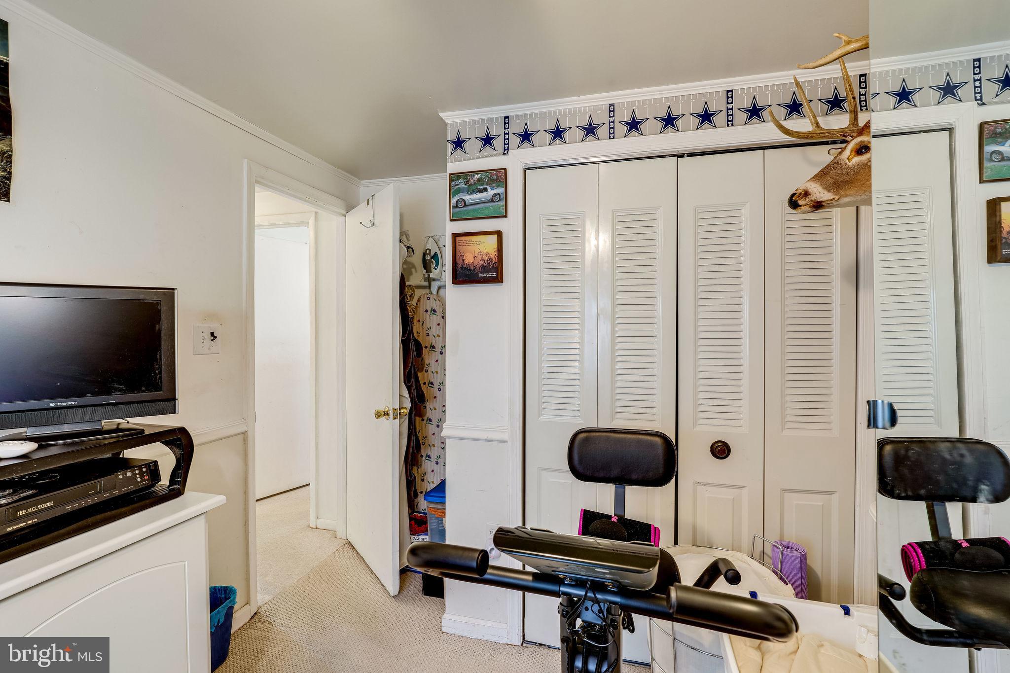 13839 Meadowbrook Road Woodbridge, VA 22193 - Photo 16 of 39