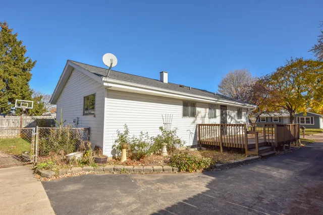 $260,000 | 8271 North 106th Street, Milwaukee, WI 53224