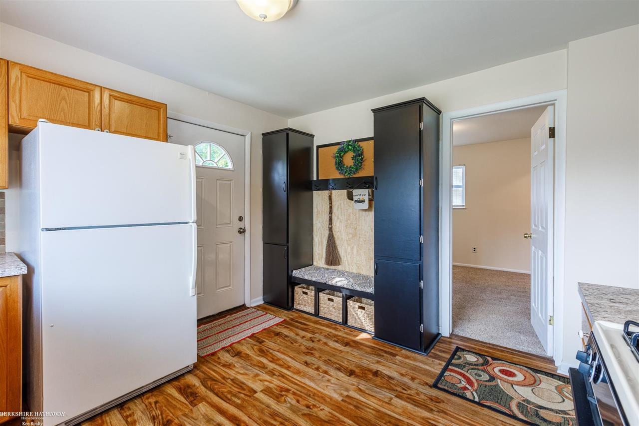 1025 Rochester Road Leonard, MI 48367 - Photo 9 of 23