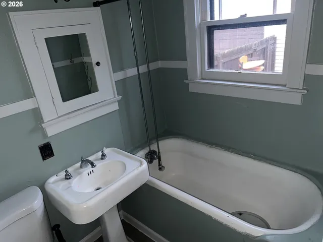 $349,000 | 1760 Norway Street Northeast, Salem, OR 97301