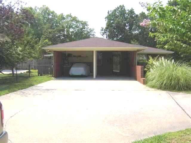 200 Lancaster Drive Anderson, SC 29621 - Photo 3 of 16
