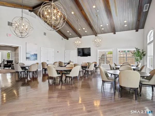 $3,500 | 302 Center Meadow Lane, Unit 302, Danbury, CT 06810