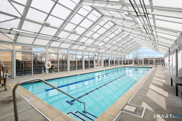 $3,500 | 302 Center Meadow Lane, Unit 302, Danbury, CT 06810