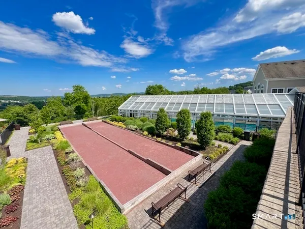 $3,500 | 302 Center Meadow Lane, Unit 302, Danbury, CT 06810