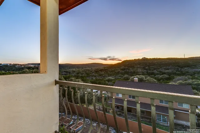 $549,900 | 11403 Lago Vista, Helotes, TX 78023