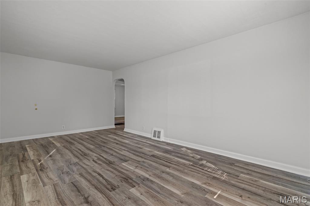 8234 Airport Road St. Louis, MO 63134 - Photo 7 of 26