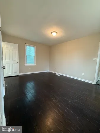 $1,650 | 228 West 3rd Street, Unit 1, Florence, NJ 08518