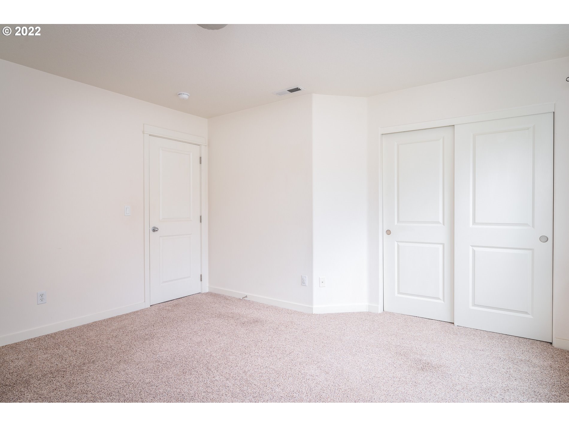 30525 Southwest Ruth Street Wilsonville, OR 97070 - Photo 22 of 32 Bedroom