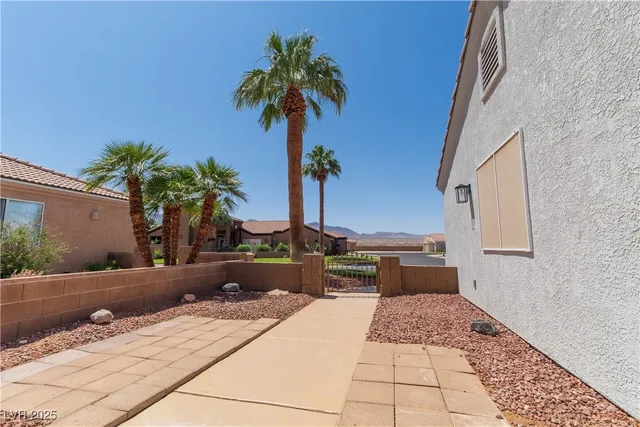$339,000 | 1195 Golf Club Drive, Laughlin, NV 89029