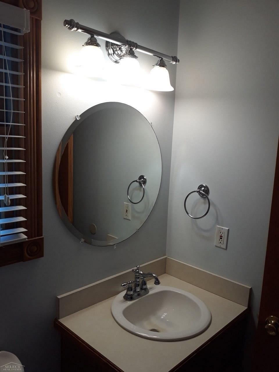 2442 Reeves Road Memphis, MI 48041 - Photo 28 of 35 Gallery Image 28