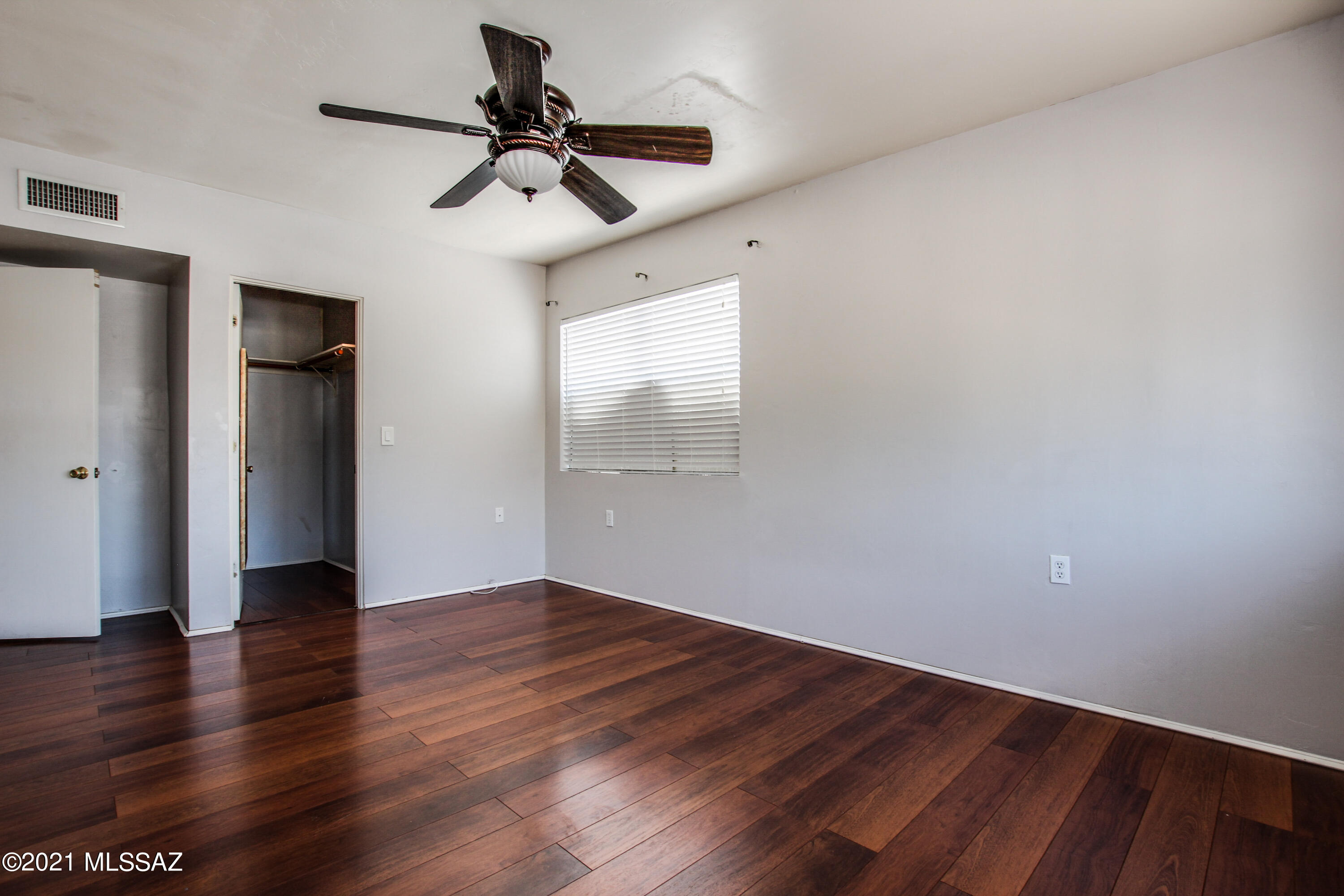 130 East Pastime Road Tucson, AZ 85705 - Photo 15 of 34