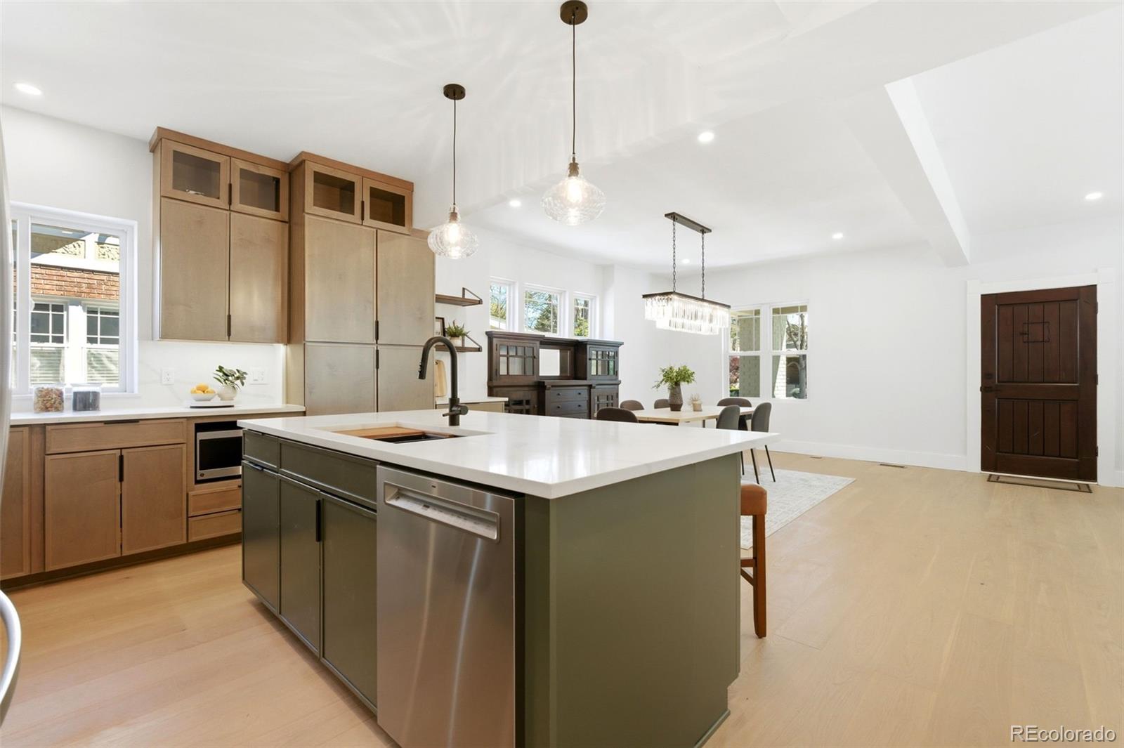 625 Cook Street Denver, CO 80206 - Photo 14 of 41