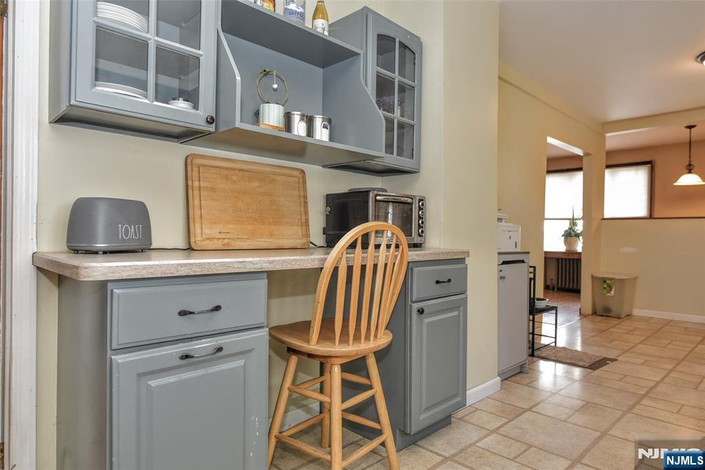 247 Grove Street Lodi, NJ 07644 - Photo 8 of 28