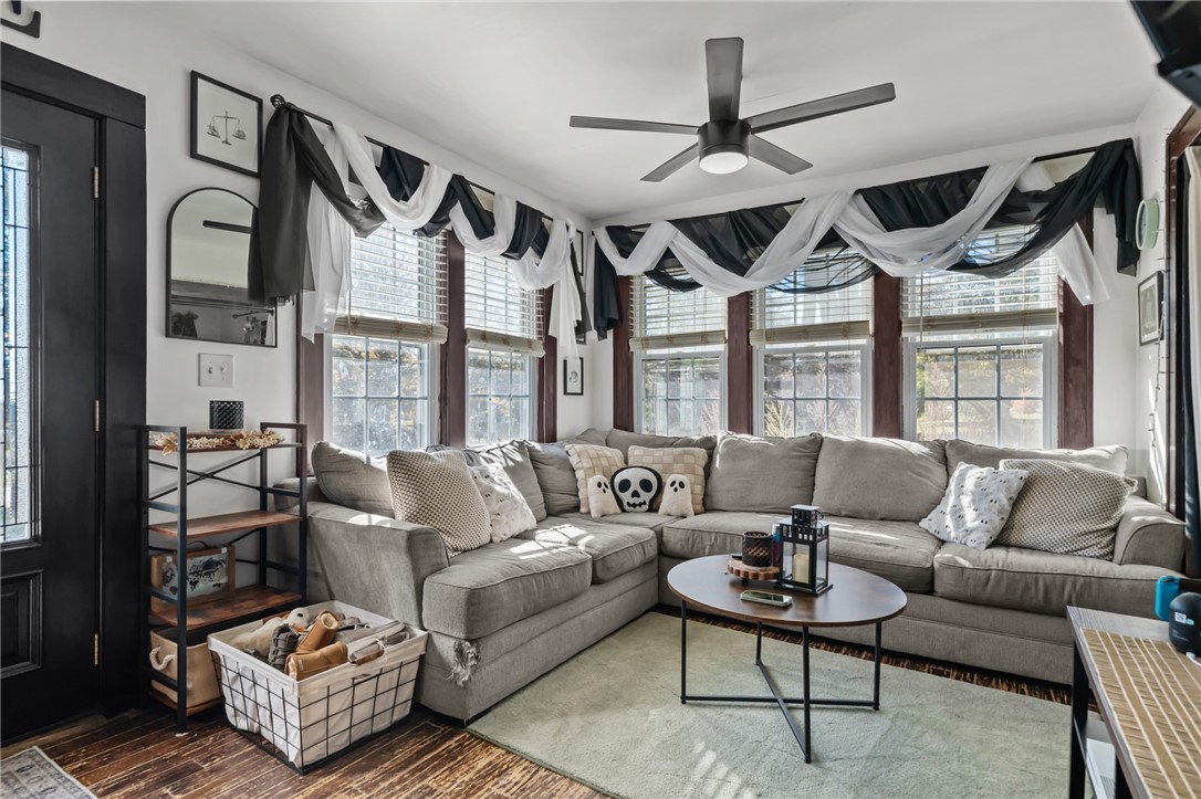 887 Main Street Hopkinton, RI 02832 - Photo 5 of 25 Living room