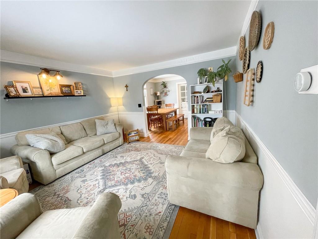 3063 Mt Troy Road Pittsburgh, PA 15212 - Photo 3 of 25 Gallery Image 3