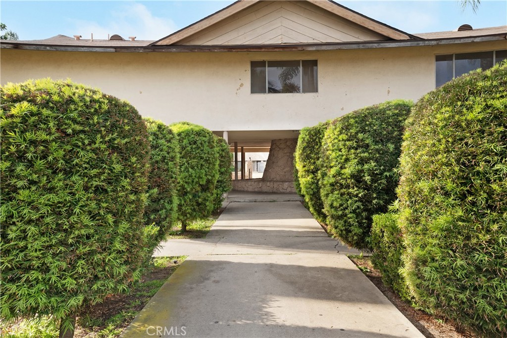 1602 North King Street, Unit J1 Santa Ana, CA 92706 - Photo 25 of 28