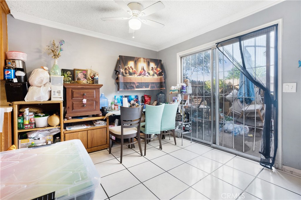 1602 North King Street, Unit J1 Santa Ana, CA 92706 - Photo 10 of 28 Dinning Room