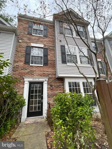 $2,200 | 6013 Same Song Square, Unit I52, Columbia, MD 21044