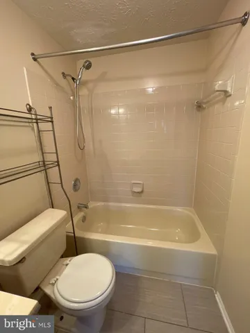 $2,200 | 6013 Same Song Square, Unit I52, Columbia, MD 21044