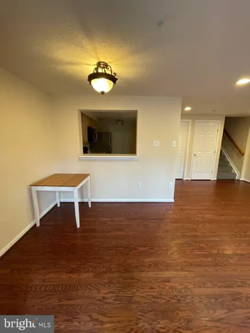 $2,200 | 6013 Same Song Square, Unit I52, Columbia, MD 21044