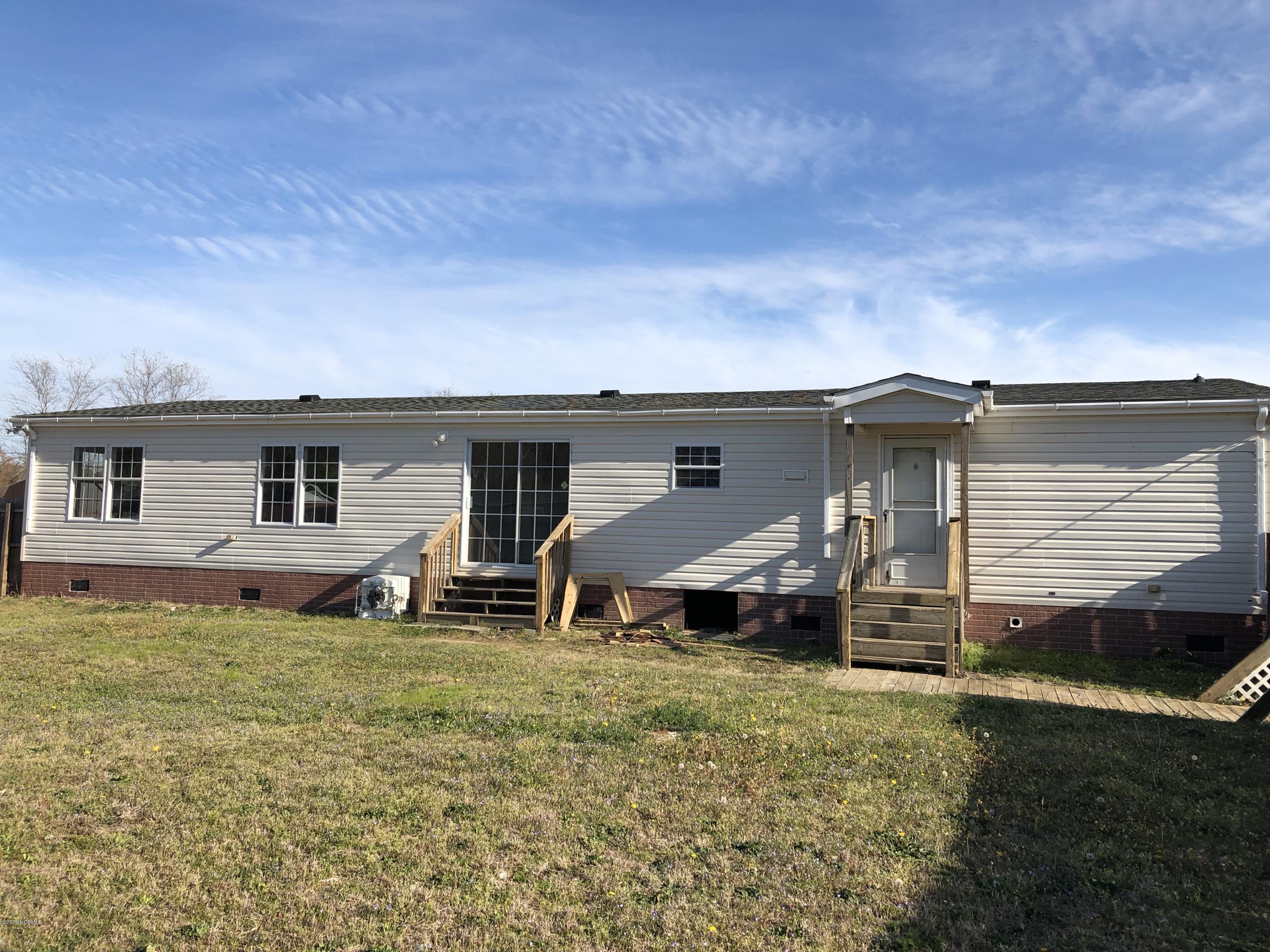 151 Chris Road Vanceboro, NC 28586 - Photo 4 of 13 74hIGsmXShOZu57LFt2pQA