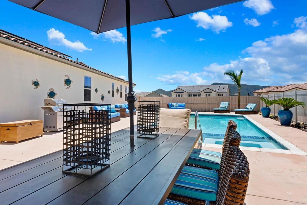22089 Gallop Way Escondido, CA 92029 - Photo 38 of 43 a view of balcony with deck
