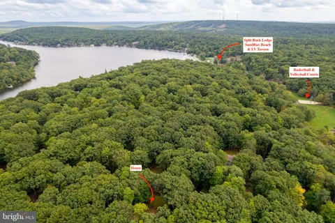 $725,000 | 49 Forest Drive, Lake Harmony, PA 18624