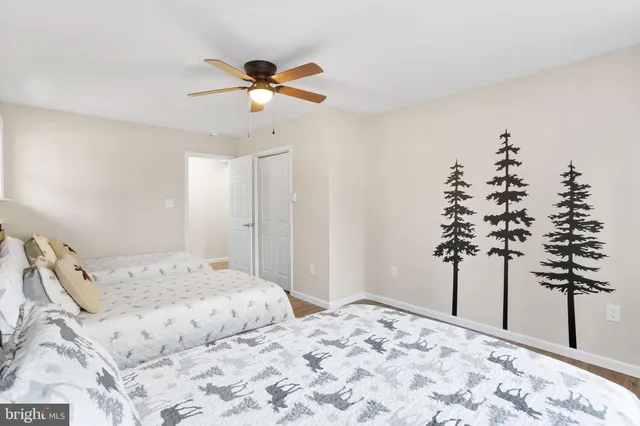 $725,000 | 49 Forest Drive, Lake Harmony, PA 18624