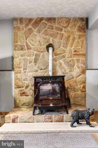 $725,000 | 49 Forest Drive, Lake Harmony, PA 18624