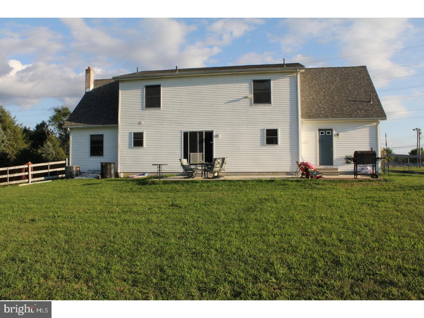 340 Upper Neck Road Pittsgrove, NJ 08318 - Photo 3 of 25 Gallery Image 3