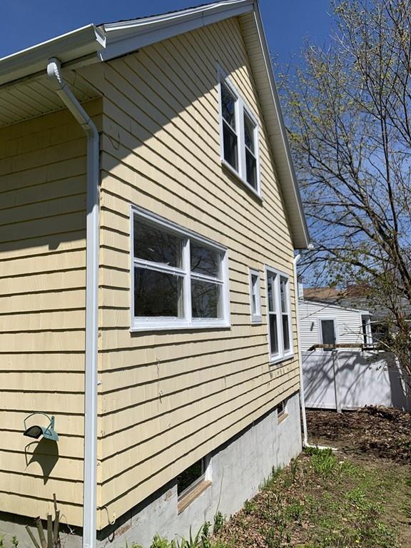 13 Ridgemere Way Amesbury, MA 01913 - Photo 3 of 26 Gallery Image 3