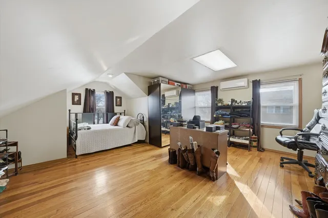 $449,999 | 2100 North Leamington Avenue, Chicago, IL 60639