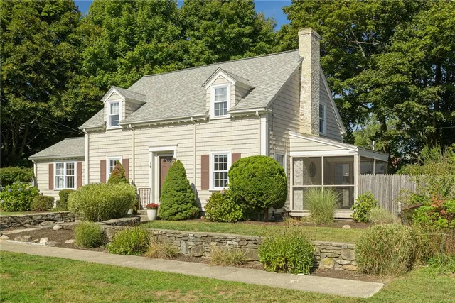 $599,000 | 16 Elm Avenue, East Providence, RI 02916