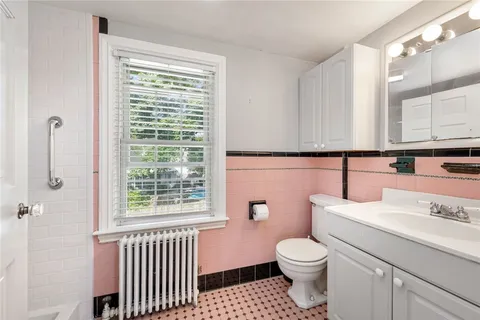 $599,000 | 16 Elm Avenue, East Providence, RI 02916