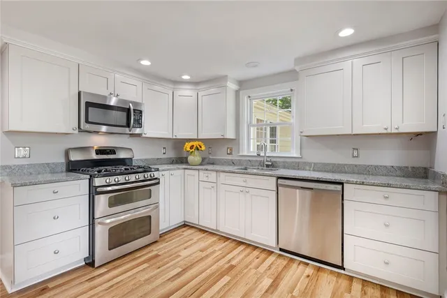 $599,000 | 16 Elm Avenue, East Providence, RI 02916