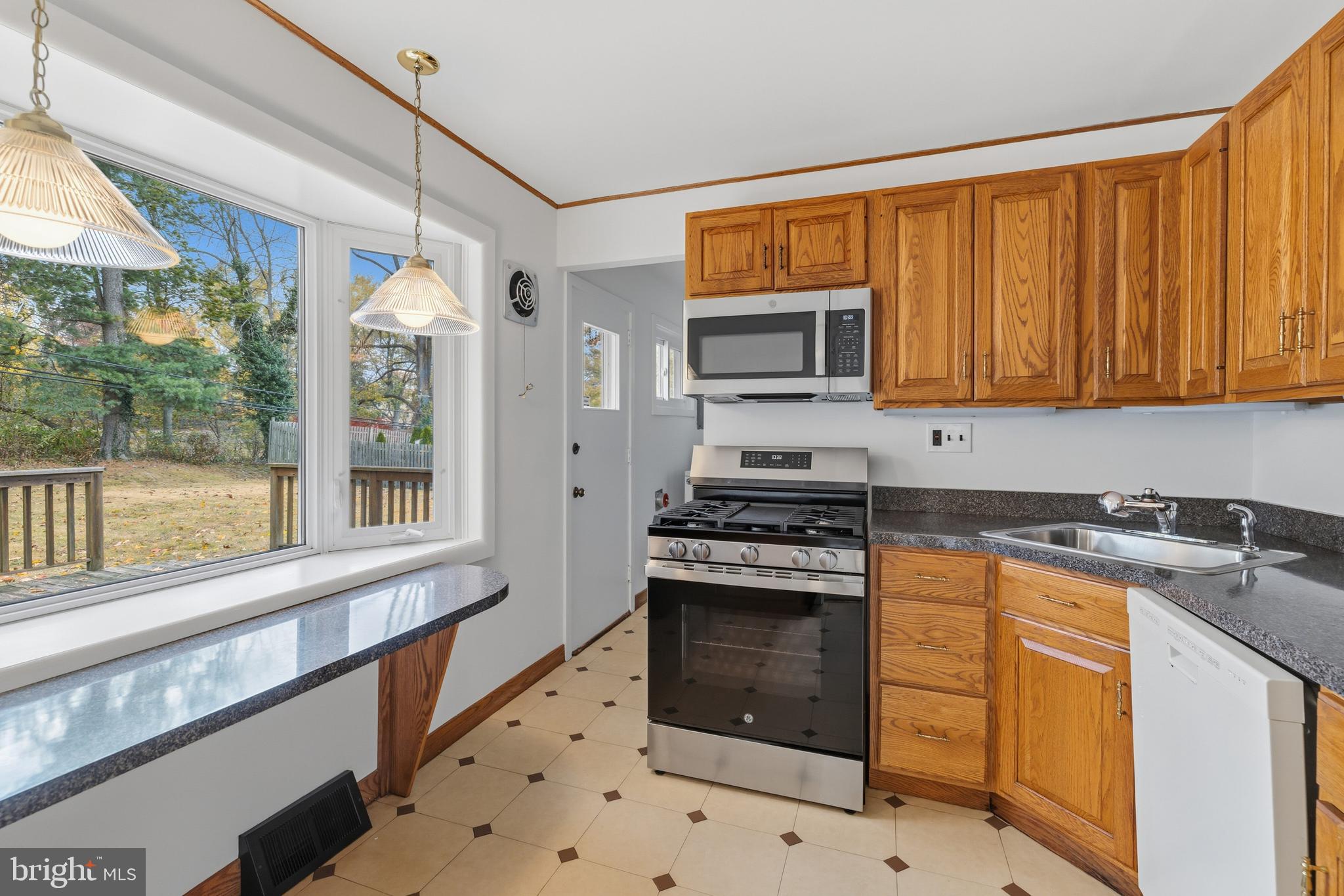 1054 Marie Road Jenkintown, PA 19046 - Photo 11 of 30 Kitchen