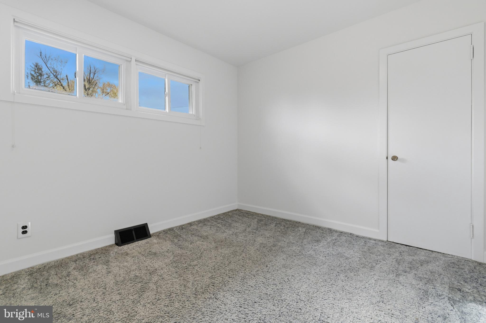1054 Marie Road Jenkintown, PA 19046 - Photo 17 of 30 1st bedroom