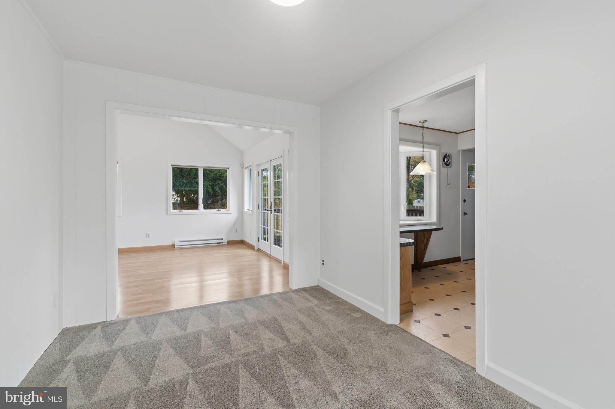 1054 Marie Road Jenkintown, PA 19046 - Photo 7 of 30 dining area