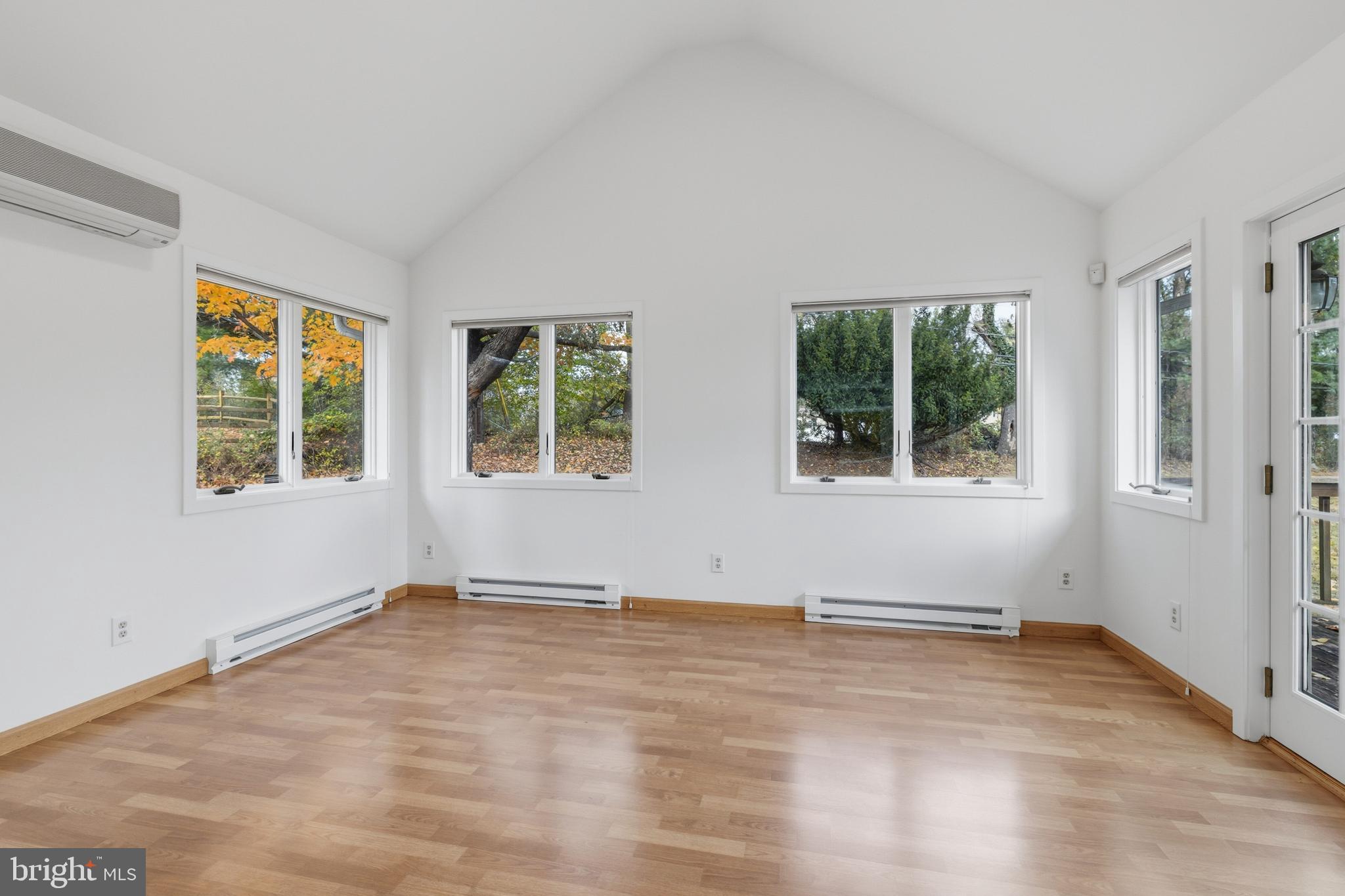 1054 Marie Road Jenkintown, PA 19046 - Photo 9 of 30 Family room
