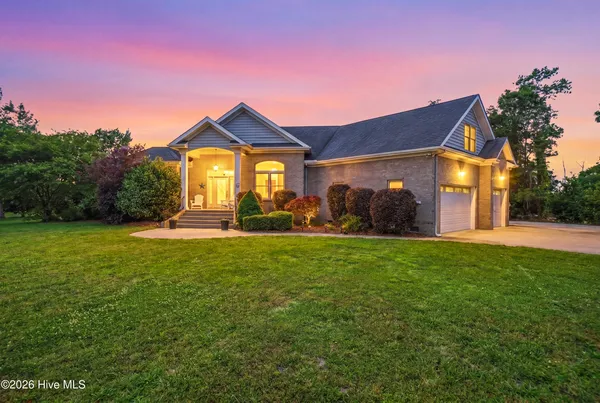 $949,900 | 181 Raymons Creek Road, Shiloh, NC 27974
