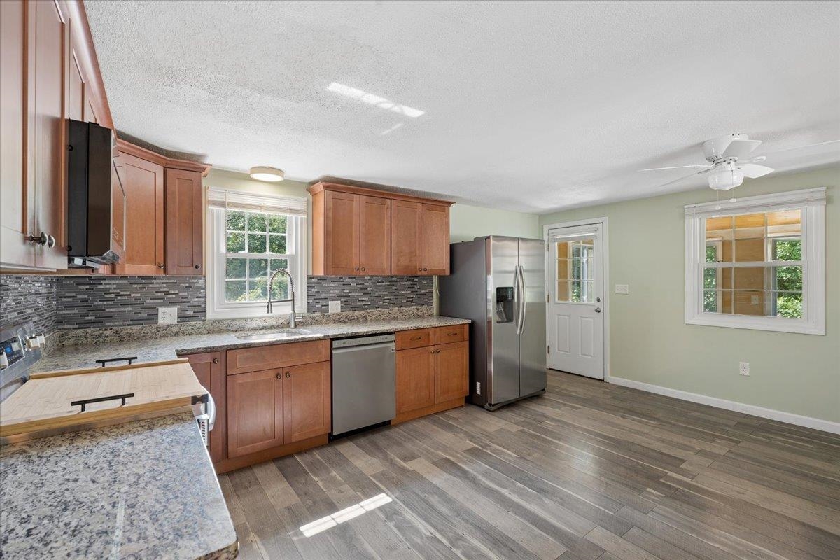 207 High Range Road Londonderry, NH 03053 - Photo 20 of 60 Gallery Image 20